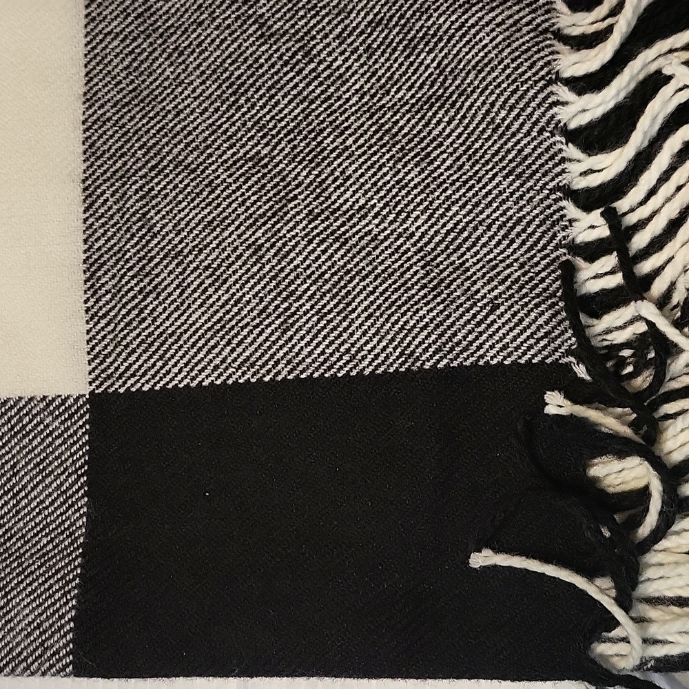Hildie & Jo  Blanket Scarf - Picture 5 of 5